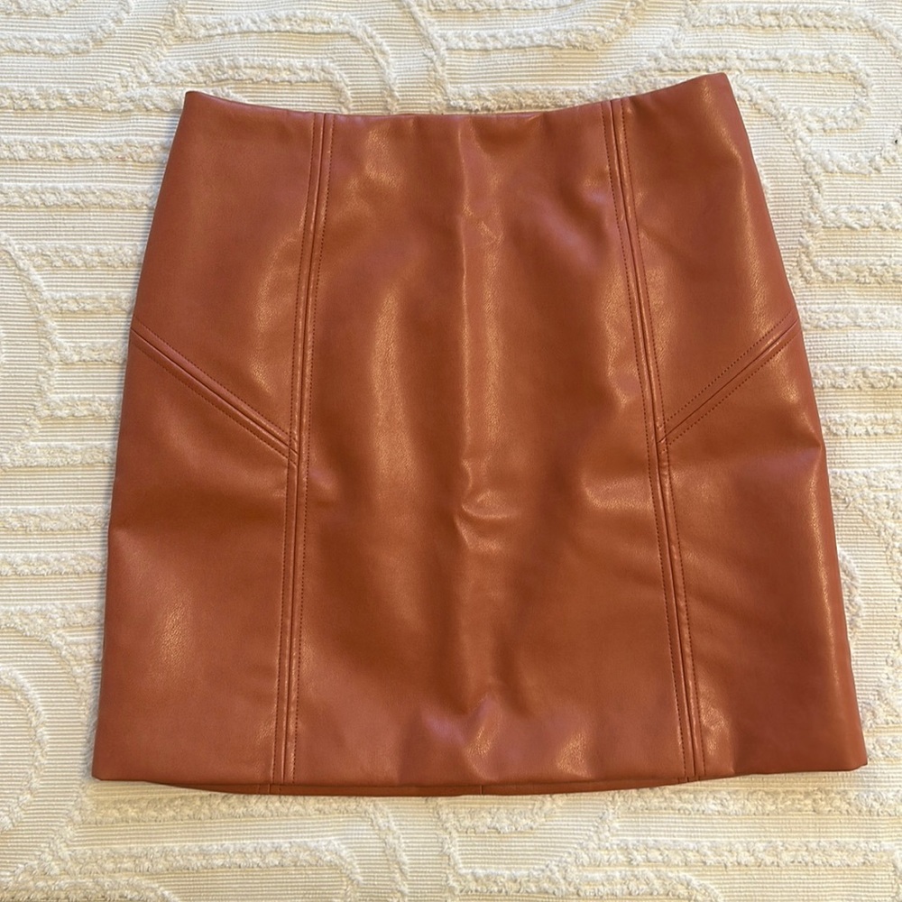 Bagatelle burnt rose leather skirt. Size small - never worn